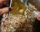 A picture of step 3 of Haleem Mix .