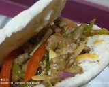 Foto del paso 7 de la receta: Fajita de filete de ternera picada con pan de pita