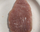 Foto del paso 1 de la receta: Atún rojo a la plancha con ajo y perejil