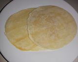 Foto del paso 1 de la receta: Taco 🌮 de pechuga de pollo, salsa bechamel y queso