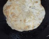 Foto langkah ke 2 dari resep Rice Bowl Telur Dadar Crispy Geprek.