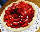 Foto del paso 8 de la receta: Tarta de frutilla increíble 😋🍓
