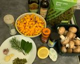 A picture of step 1 of Mushroom pasta with pumpkin sauce (vegan).