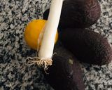 Pas rețetă Salată de avocado cu ceapă verde 1 fotografie
