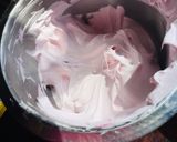 Hình bước làm 2 của món Meringue