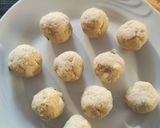 Foto del passaggio 4 della ricetta Polpettine di baccalà