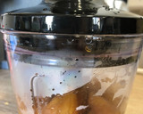 Foto del paso 6 de la receta: Postre en vasitos de piña al brandy
