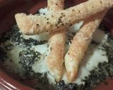 Foto del paso 3 de la receta Palitos de hojaldre y queso. Aprovecha recortes de hojaldre