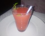 A picture of step 7 of Watermelon and pineapple juice.