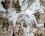 Foto del paso 4 de la receta: Chinchulín con leche al horno