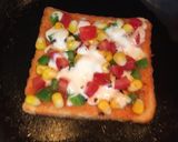 A picture of step 5 of Bread Pizza.