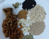 A picture of step 1 of Mix dryfruit powder.
