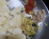 आलू पकौड़ी (aloo pakodi recipe in Hindi) रेसिपी चरण 2 फोटो