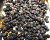 A picture of step 6 of Lemon Blueberry Crumble.