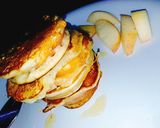 A picture of step 3 of Apple pancake.