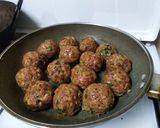 A picture of step 5 of Tasty Coconut Meatballs.