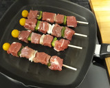Foto del paso 4 de la receta: Brochetas de Añojo y Berenjena a la Miel