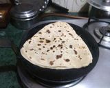 A picture of step 7 of Sama flour parantha.