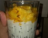 A picture of step 2 of Chia Breakfast cup.
