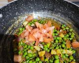 A picture of step 4 of Hara choliya pulao.