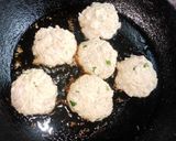 A picture of step 3 of Poppyseeds Fritters.