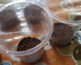 A picture of step 2 of Oreo pudding dessert box.