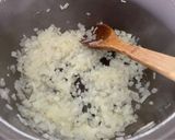 Foto del paso 1 de la receta: Arroz con cebolla blanca en arrocera