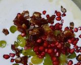A picture of step 5 of Fruit cream bowl.