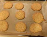 A picture of step 7 of Sesame Seed Cookies.