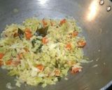 A picture of step 4 of Tricolor Cabbage Fry.