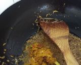 Foto langkah ke 5 dari resep Gulai rebon daun singkong.