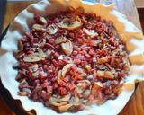 Une image de l'étape 4 de Quiche lardons, champignons et dés de jambon.