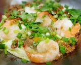 รูปขั้นตอนการทำที่ 4 ของ ไข่กะทะหมูสับกุ้งสด