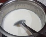 A picture of step 4 of Custard vanilla ice cream shake.