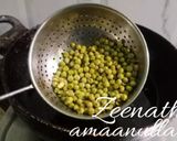 A picture of step 1 of Fried Matar or Dry Green Peas.