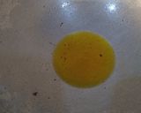 A picture of step 2 of Onion Leaves Curry With Mustards Paste.