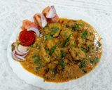 A picture of step 3 of Reshmi chicken with cashwnut masala with warky paratha.