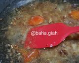 Foto langkah ke 2 dari resep Tumis Sawi Wortel Telur Sosis.