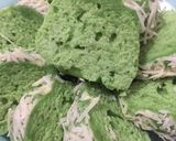 Foto langkah ke 6 dari resep Bolu pandan kukus simpel.