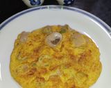 A picture of step 4 of Mushroom Olive Omelette.
