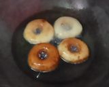A picture of step 6 of Chocolate confetti donuts.
