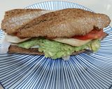 Foto del paso 1 de la receta: Baguete de centeno con pollo al estilo saludable🥑🥑