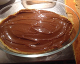 Foto del paso 2 de la receta: Torta con pionono, dulce de leche, merengues, frutilla y crema.....(Sin horno)