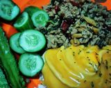 รูปขั้นตอนการทำที่ 3 ของ รวมกะเพรา ไข่ข้น ไข่ขยี้