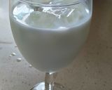 Foto langkah ke 1 dari resep Dalgona coffee.