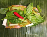 Foto langkah ke 2 dari resep Pepes ikan salmon bumbu kuning.
