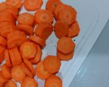 Foto langkah ke 2 dari resep Sayur Bening Bayam dan Labu.