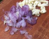 Foto langkah ke 3 dari resep Kucai tumis tahu.