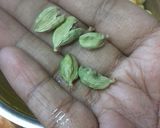 கடலைப்பருப்பு லட்டு (Kadalai paruppu laddo recipe in tamil) ரெசிபி ஸ்டேப் 3 புகைப்படம்