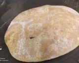 तिळ- गुळ पोळी (til gul poli recipe in marathi) रेसिपी स्टेप 9 फोटो 